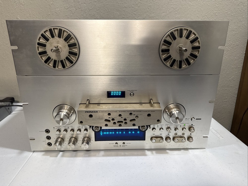 Pioneer RT-909 Reel-to-Reel Tape Player – Turns On, Otherwise Untested
