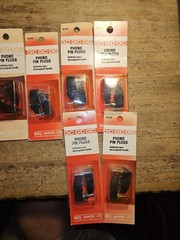 14 PACKS OF VINTAGE NOS GC ELECTRONICS AUDIOTEX SOLDERLESS PHONO PIN PLUGS