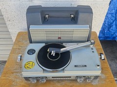 Vintage Crown STP-80F Stereo Phonograph Radio Turntable Record Player