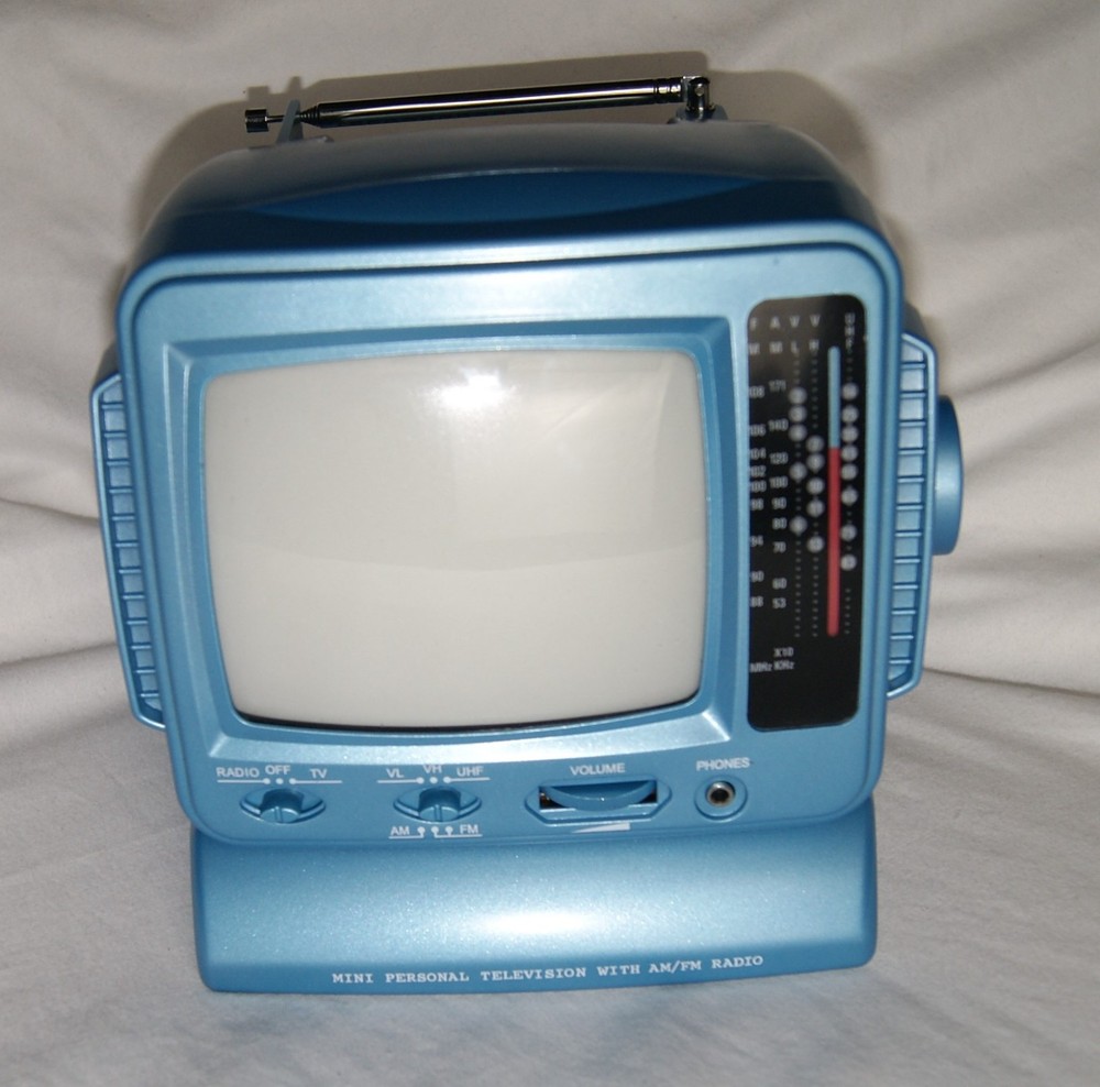 vintage 5″ black & white B&W TV radio receiver new old stock