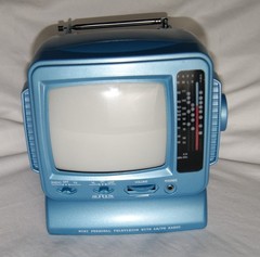 vintage 5″ black & white B&W TV radio receiver new old stock