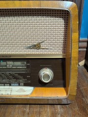 Retro 1960’s Loewe Opta Vineta Stereo German Tube Radio 4781W Wood VTG