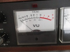 Teac Reel To Reel A-4010SL FOR PARTS or REPAIR NOT WORKING.