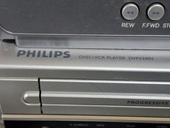 Lot of 6 – VCR VHS DVD Combo Players Magnavox, Phillips Samsung for Parts/Repair