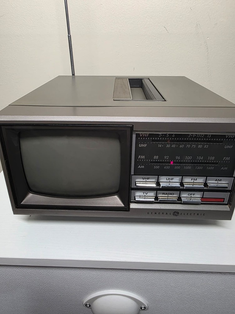 Vintage General Electric Portable Black & White TV AM/FM Radio Combo – Tested &