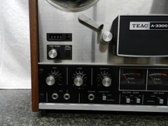 TEAC A-3300-12 Reel to Reel for parts or repair, powers on read desc