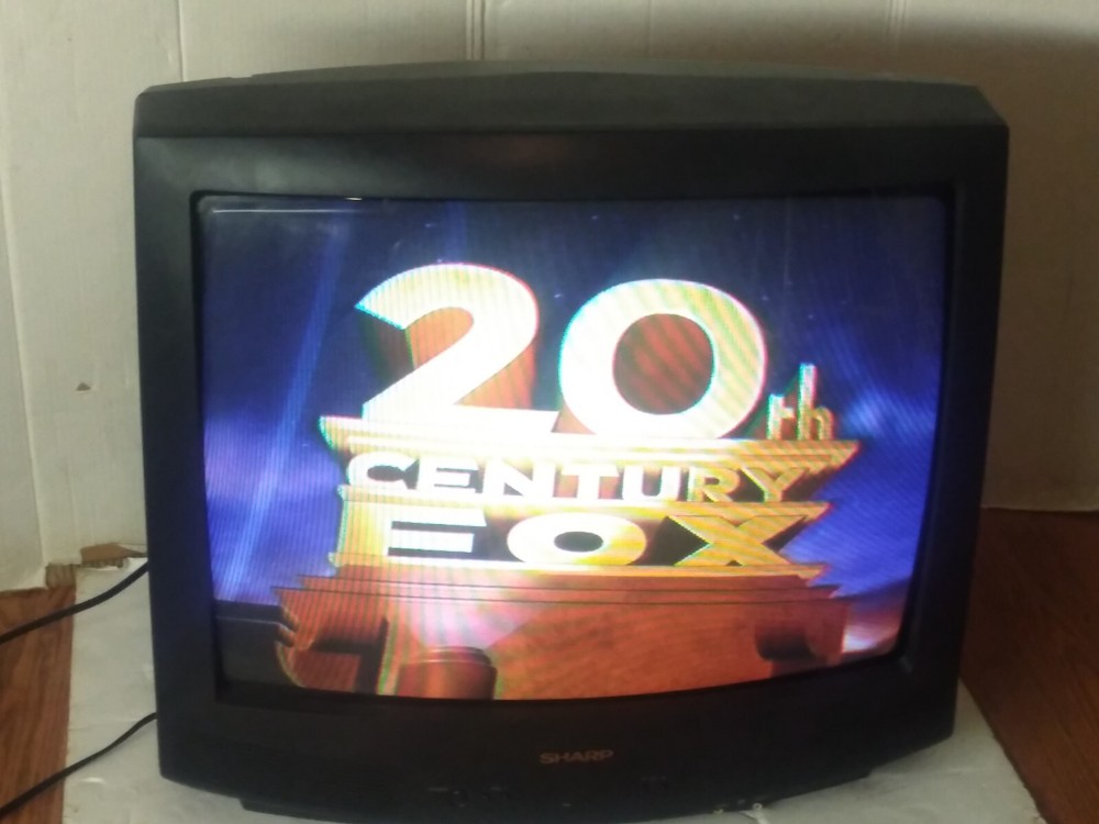Vintage Sharp 25K-M100 CRT TV Retro Gaming Television No Remote 1998