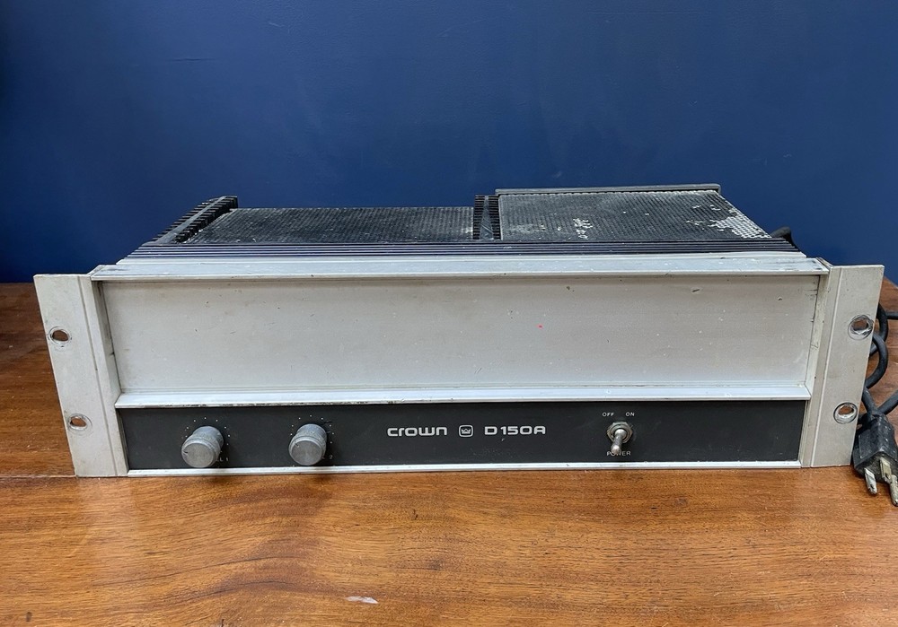Crown D150A Power Amplifier Works But Needs Maintenance