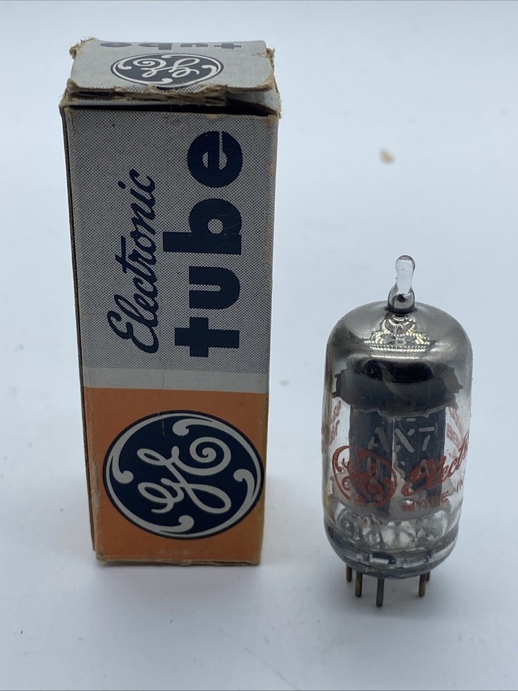 ) GE TUBE MADE IN United States 12ax7 EXCELLENT NOS