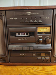 TEAC Model GF-330 Stereo Cassette Deck in Good Condition – Tested