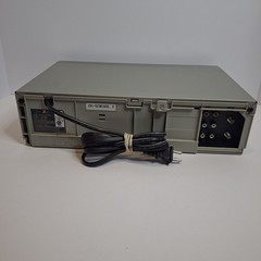 Zenith VRE4222 VCR VHS Player No Remote Video Cassette Player – Fully Functional