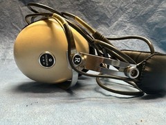 Pioneer SE-30 headphones