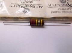 1 ALLEN BRADLEY Carbon Comp Resistor RCR 220k 5% 2 watt