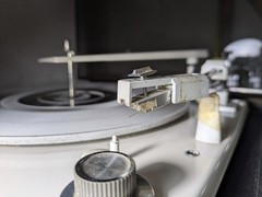 (SOLD AS IS) Vintage Zenith Circle of Sound Record Player Turntable