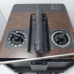 RCA TV 9″ Portable Analog B&W Tested POWERS ON 336H 2813833-1 Made In TAIWAN