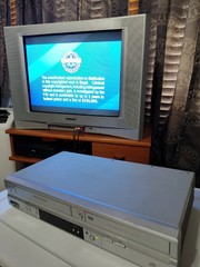 Presidian PDC-3286 VHS VCR DVD Hi-Fi 4head Tested WORKING W/ REMOTE!! +extras