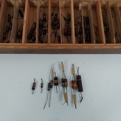 100+ Radio Electronic Carbon Comp Resistor Circuits Allen-Bradley IRC Wood Box