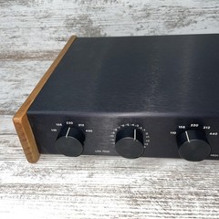 Infinity RS Crossover / Equalizer with Wood Sides for Reference Standard