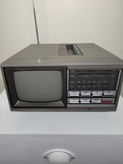 Vintage General Electric Portable Black & White TV AM/FM Radio Combo – Tested &