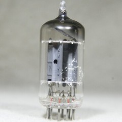 Siemens (Telefunken Label) 12AU7/ECC82 Long Plate Angled D-Getter Germany 1956