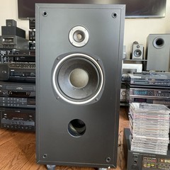 Vintage MGA Mitsubishi Electric Model SS-200 Speaker System 8ohms 30W Japan