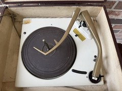 🍊Vintage 1960s Truetone FM/AM Stereo & Record Player | Model 4DC6245 SAVE ME!
