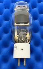 ONE RCA 801 / VT62 Tube / Graphite Plate White Base / TV7 Tested 53 Over 38