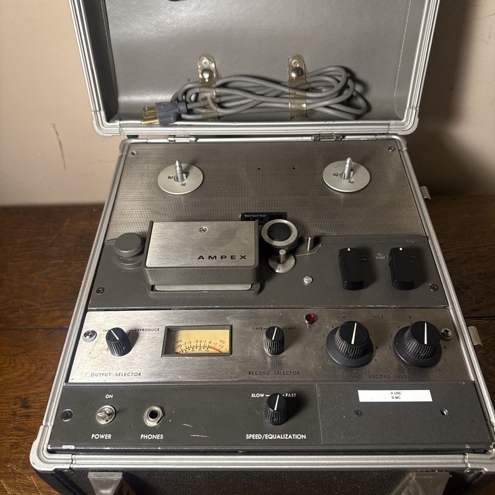 Vintage Ampex AG-600B 1/4 Mono Tape Recorder – Portable in Case