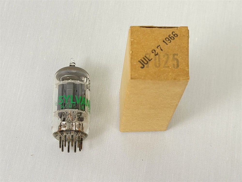 Sylvania 7025 Radiotron Radio Vacuum Electron Tubes NOS In Original Box ~ T444