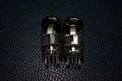 2 – Vintage NOS Siemens ECC88 / 6DJ8 / 6922 Audio Tube NIB / PAIR