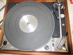 DUAL 1229 Q TURNTABLE With Dust cover and Owner’s Manual
