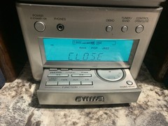 Aiwa Compact Disc Stereo System XR-M75 with sx-m95 Speakers Tested