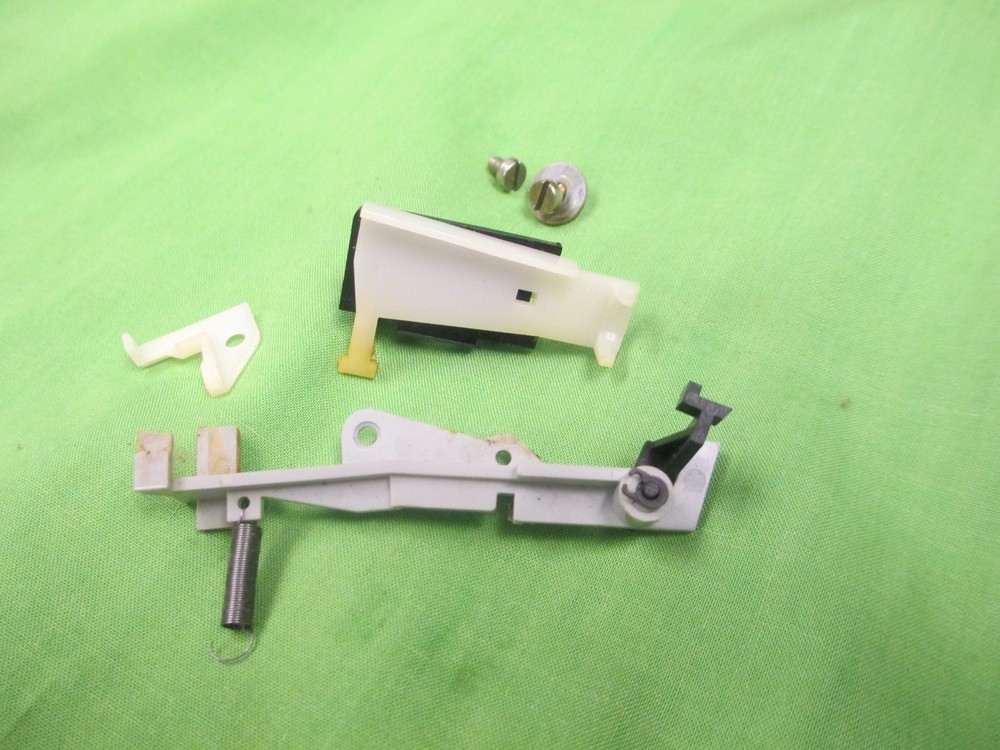 DUAL 1257 TURNTABLE BELT SHIFT LEVER & LOCK RAIL COMPLETE , SPRING & SCREWS.