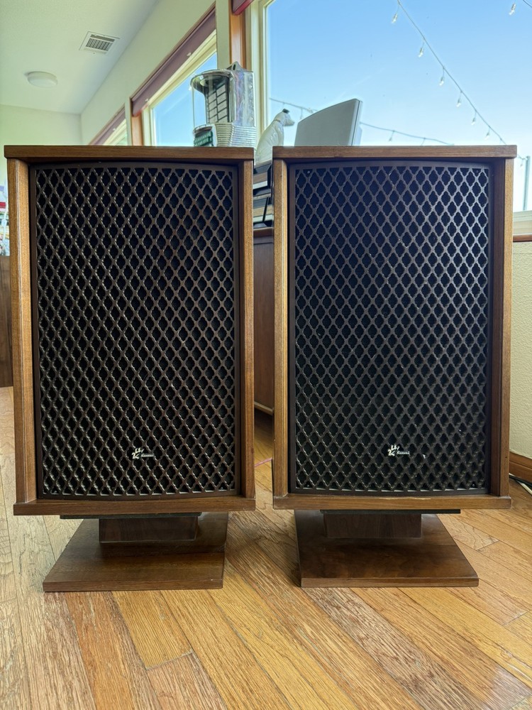 Vintage SANSUI SP-2500 speakers tested and working