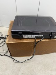 Pioneer PL-990 Automatic Stereo Turntable