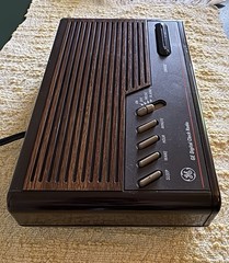Vintage GE Clock Radio 7-4612A Woodgrain AM/FM Alarm Snooze Tested