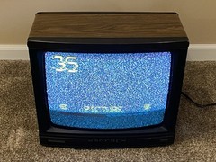 Vintage Magnavox 13” Color Gaming TV Monitor Model RR1340 W403