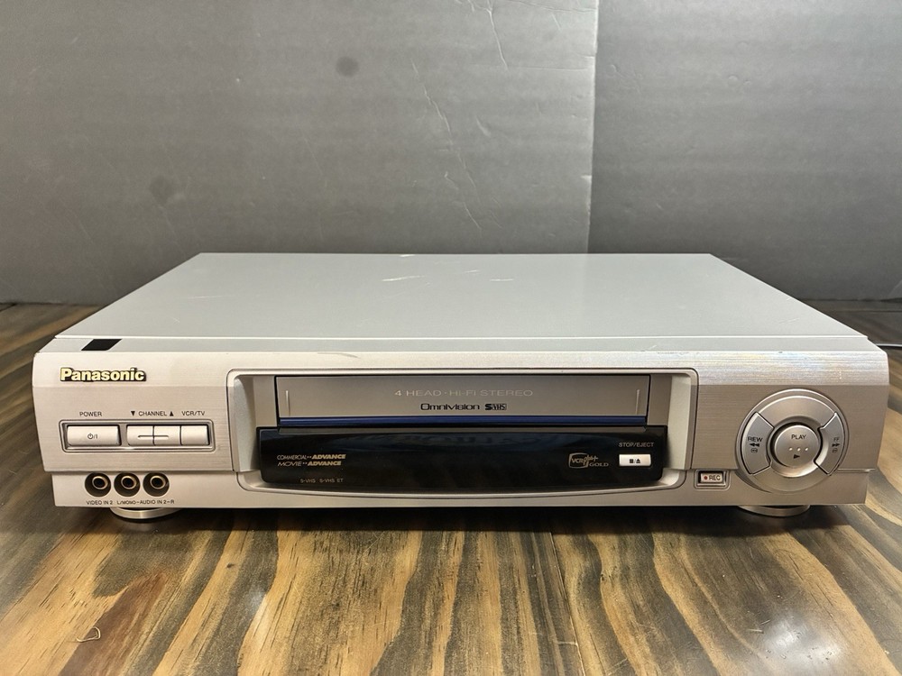 Panasonic PV-VS4821 VCR Plus+ Gold VHS Player Recorder 2003 VTG Tape Cassette