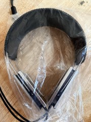 Vintage Audiotex 30-8300 Featherlight Stereo Headphones Original Box Montgomery