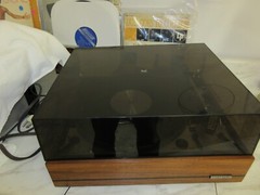 DUAL 1229 Q TURNTABLE With Dust cover and Owner’s Manual