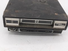 MUNTZ 12 TRACK PLAYS BOTH 4/8 TRACK TAPES WITH FM RADIO CARTRIDGE.