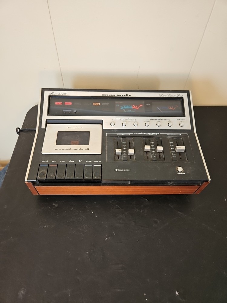 Marantz Model 5120 Stereo Cassette Deck Powers On Needs Bulbs And Belt