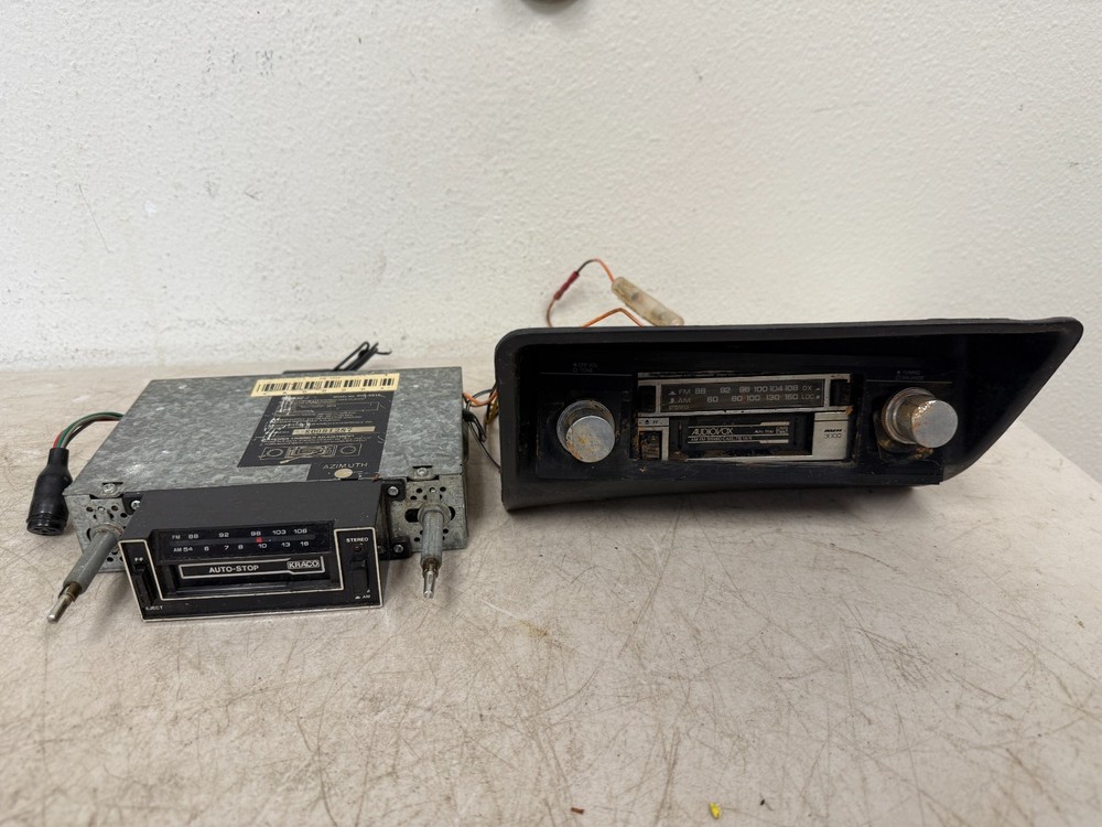 Lot Vintage Ikracor KID-581E AM/FM Cassette & Audiovox 3000 Stereo Untested