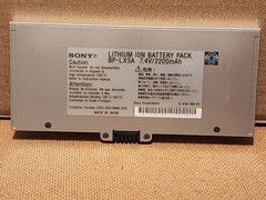 Sony LocationFree TV LF-X5M 7″ Streaming Monitor w/Sony Battery BP-LX5A Untested