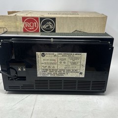 Vtg 1960s RCA Victor Solid State AM FM Tabletop Radio RHC21J NIB