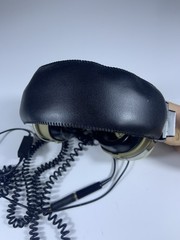 VTG Realistic Over-Ear Headphones Beige Black Adjustable Headband 6.35mm Double