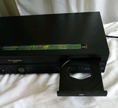JVC HR-XVC20U Hi-Fi VHS/DVD VCR Combo Player w/ Remote – Tested