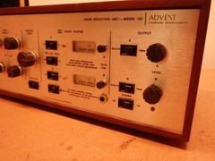 ADVENT Model 100 Dolby Noise Reduction Unit VINTAGE w/ Manual and Wood Cabinet