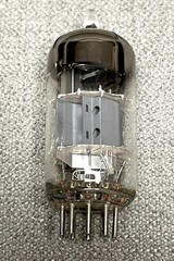 (1) Amperex / Bugle Boy ECC85 / 6AQ8 Dual Triode Tube – Heerlen, Netherlands NOS