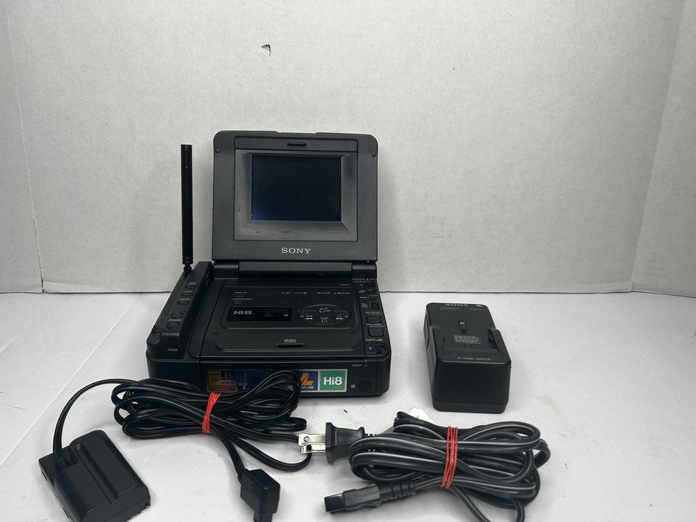 FOR PARTS OR REPAIR Vintage Sony GV-A500 Video Walkman Video 8 Player Powers On